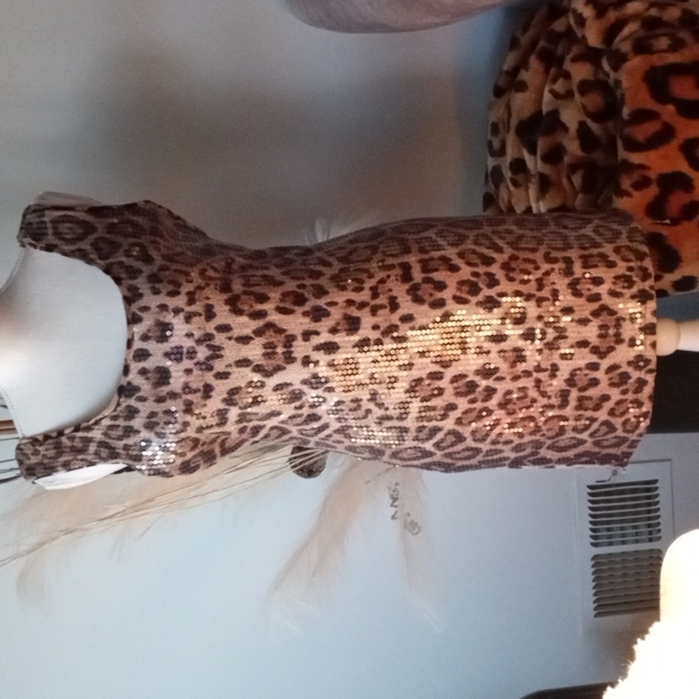 Forever 21 Sequins dress leopard print, size large